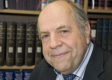 Prof.Eberhard Knobloch